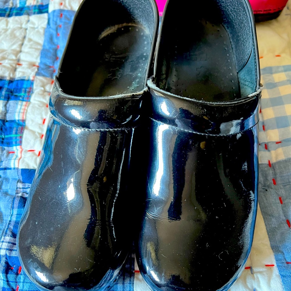 Dansko Professional Black Patent clogs size 43